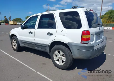 2005 Ford Escape Xlt z USA, uszkodzony, nr VIN 1FMYU93165KE47388